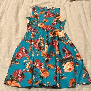 Youth 11/12 dress. Good condition.